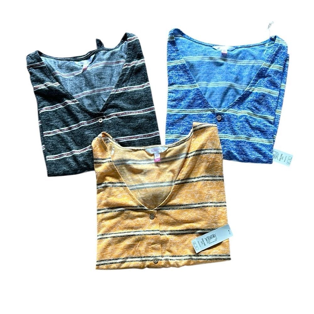 NEW 3 No Boundaries Tops